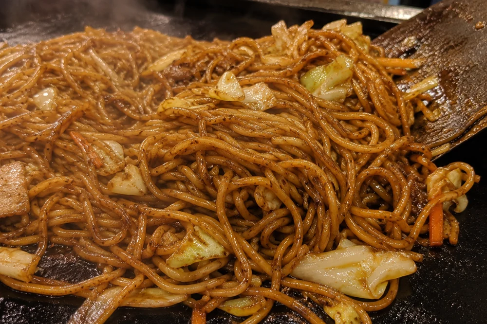 プチロワ焼きそばの写真